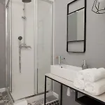Vestal Classic Adults Only Πανδοχείο *