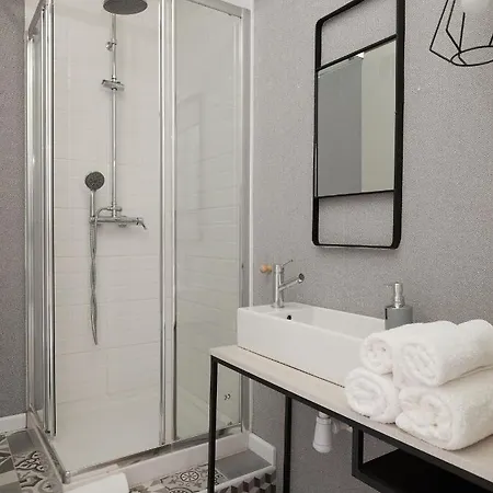 Vestal Classic Adults Only Fogadó *